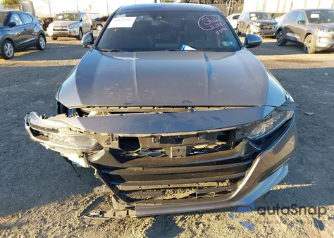 2018 Honda Accord Sport 2.0T z USA, uszkodzony, nr VIN 1HGCV2F36JA035490